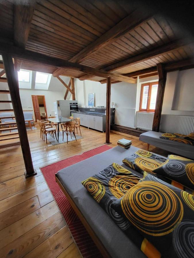 Apartman Horni Hermanuv Mestec U Chrudimi Exterior foto